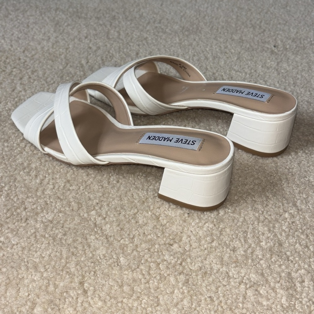 Steve Madden White Crisscross Block Heel Sandals - Picture 4 of 7